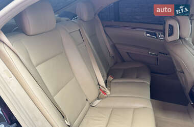 Седан Mercedes-Benz S-Class 2012 в 