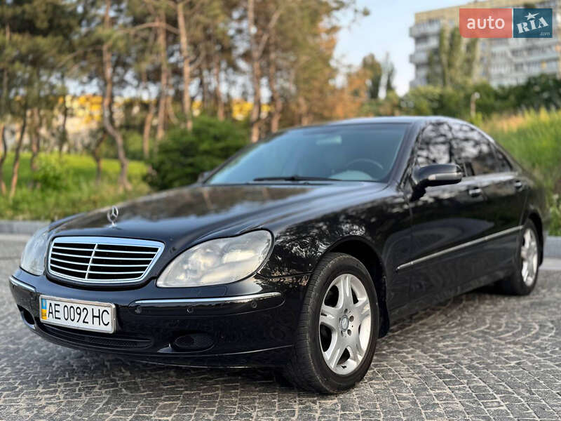 Седан Mercedes-Benz S-Class 2001 в 