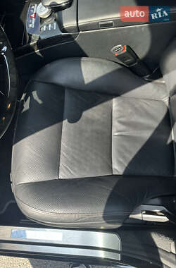 Седан Mercedes-Benz S-Class 2012 в 