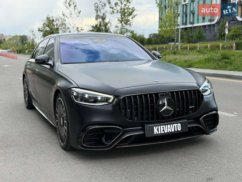Mercedes-Benz S-Class 2021