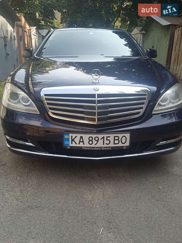 Седан Mercedes-Benz S-Class 2010 в Киеве