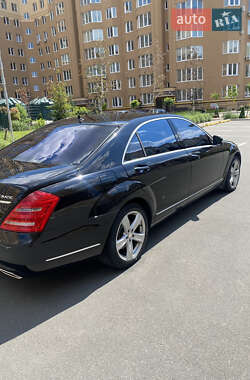 Седан Mercedes-Benz S-Class 2011 в 