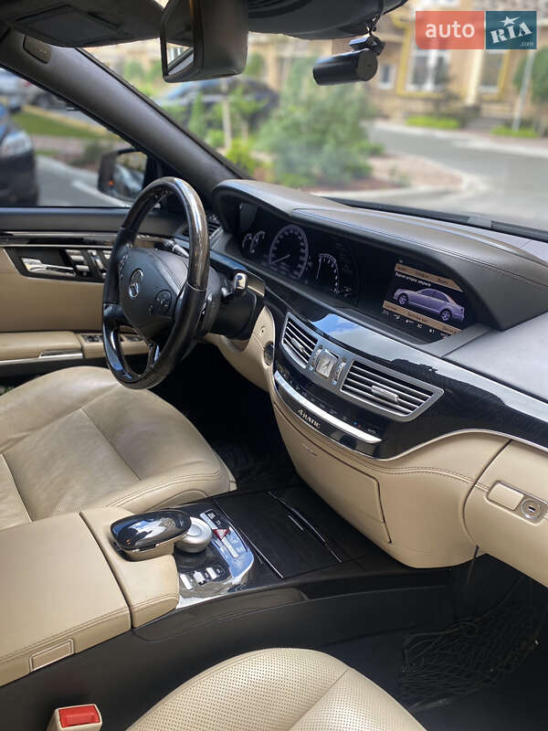 Седан Mercedes-Benz S-Class 2011 в Киеве