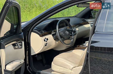 Седан Mercedes-Benz S-Class 2009 в 