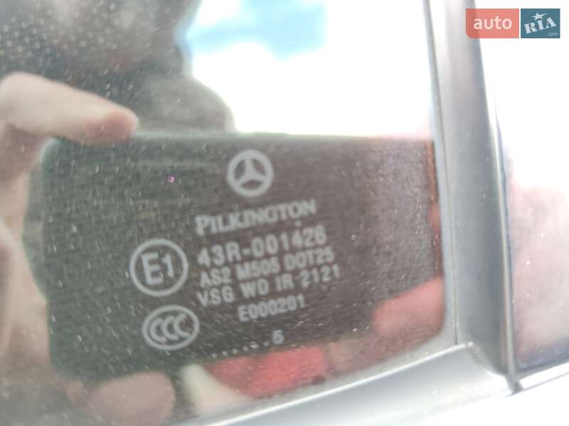 Седан Mercedes-Benz S-Class 2004 в Дніпрі