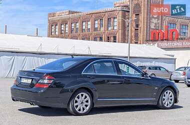 Седан Mercedes-Benz S-Class 2006 в 