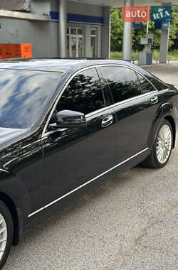Седан Mercedes-Benz S-Class 2006 в  фото 14 Седан Mercedes-Benz S-Class 2006 в