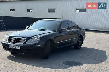 Седан Mercedes-Benz S-Class 2003 в Брошневе-Осаде