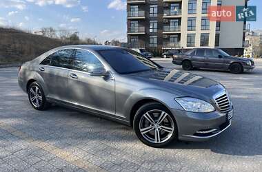 Седан Mercedes-Benz S-Class 2009 в Львові
