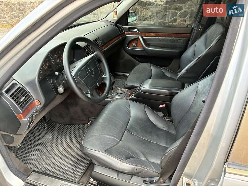 Седан Mercedes-Benz S-Class 1998 в Миколаєві