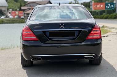 Седан Mercedes-Benz S-Class 2012 в 