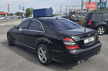Седан Mercedes-Benz S-Class 2006 в 