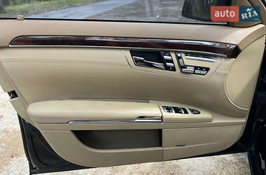 Седан Mercedes-Benz S-Class 2011 в 