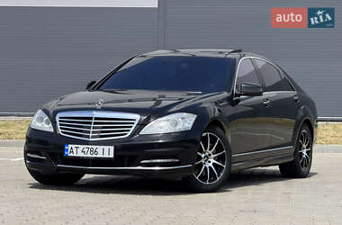 Седан Mercedes-Benz S-Class 2005 в Ивано-Франковске