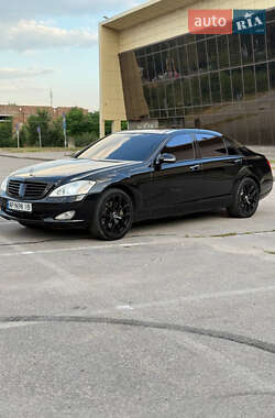 Седан Mercedes-Benz S-Class 2006 в Запоріжжі