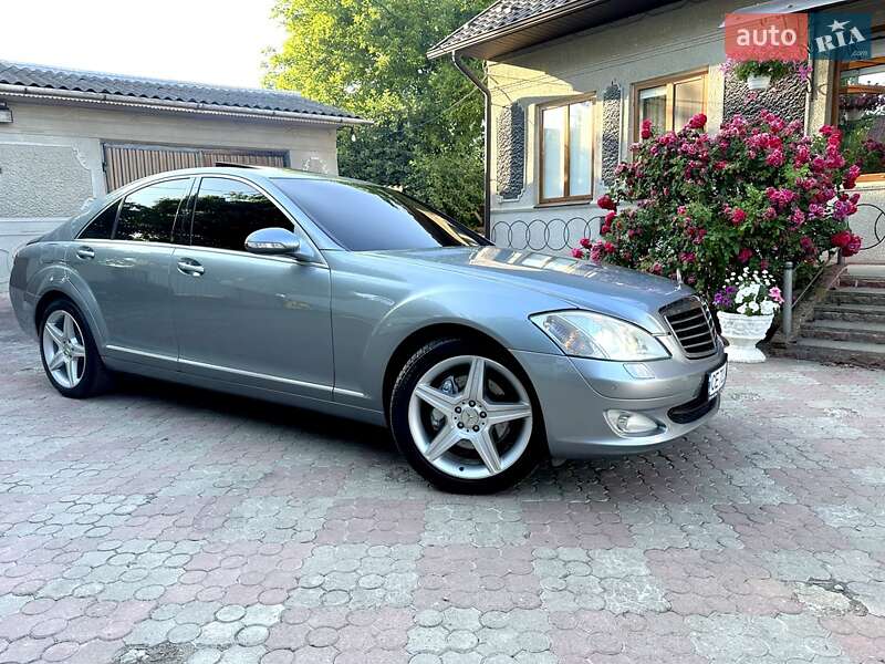 Седан Mercedes-Benz S-Class 2006 в Чернівцях