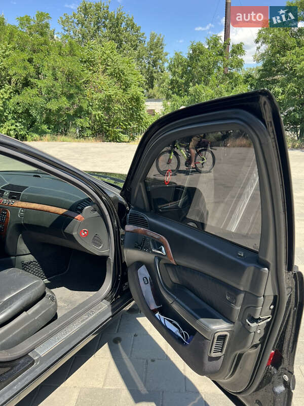 Седан Mercedes-Benz S-Class 2001 в Горишних Плавнях