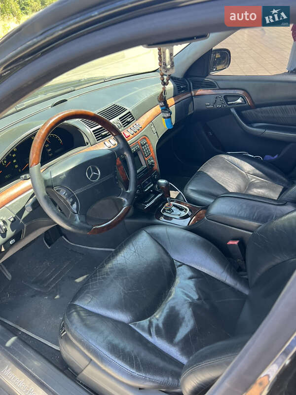 Седан Mercedes-Benz S-Class 2001 в Горишних Плавнях