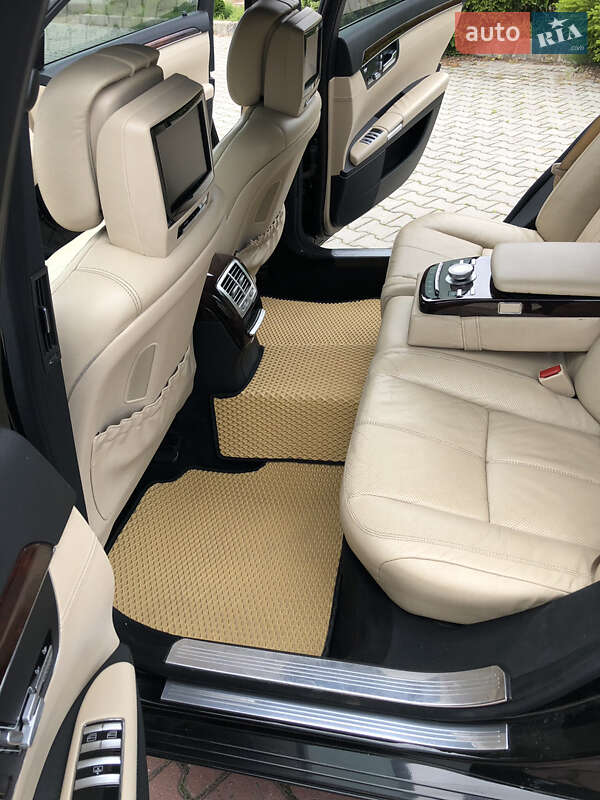 Седан Mercedes-Benz S-Class 2006 в Шепетівці