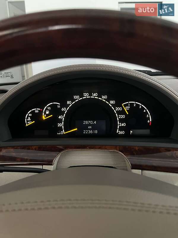 Седан Mercedes-Benz S-Class 2000 в Херсоне