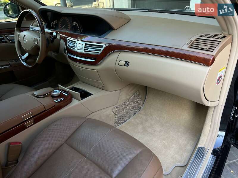 Седан Mercedes-Benz S-Class 2008 в Одессе