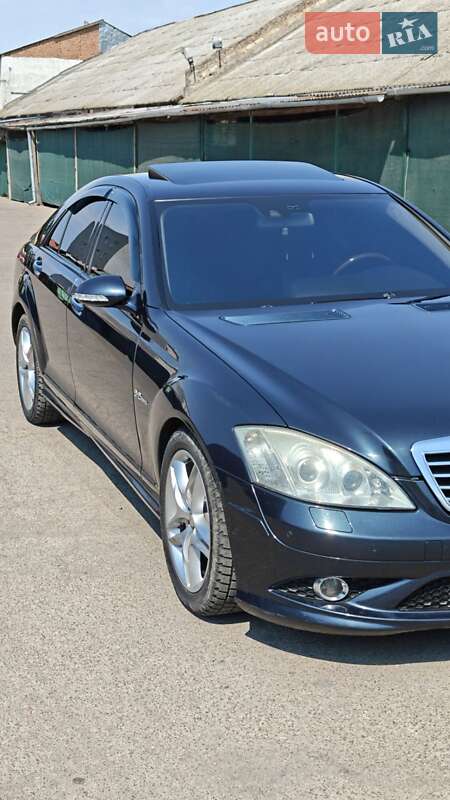 Седан Mercedes-Benz S-Class 2006 в Белгороде-Днестровском