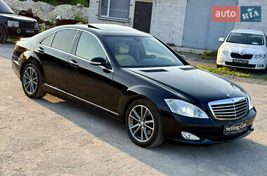 Седан Mercedes-Benz S-Class 2006 в 
