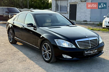 Седан Mercedes-Benz S-Class 2006 в 