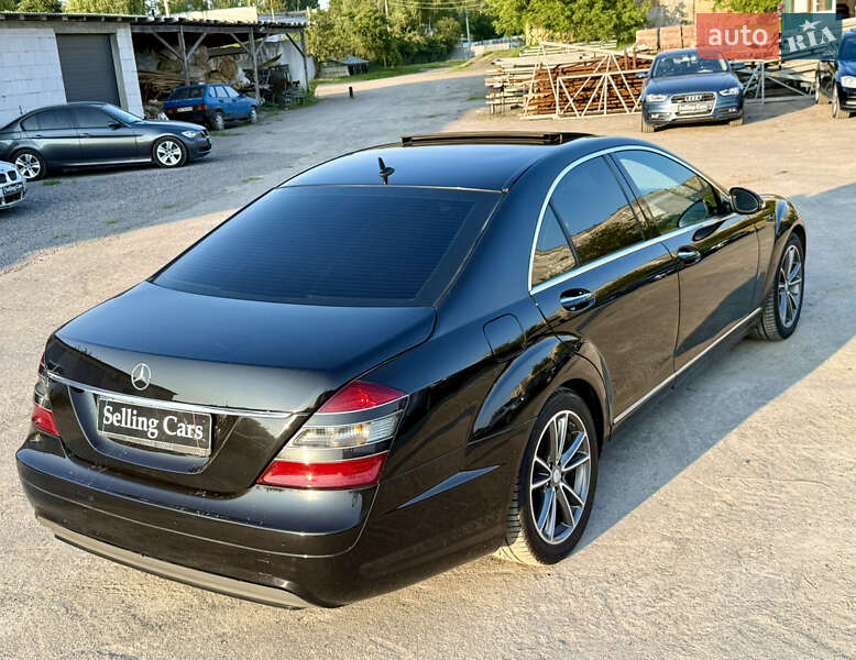 Седан Mercedes-Benz S-Class 2006 в Ровно