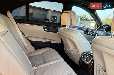 Седан Mercedes-Benz S-Class 2006 в 