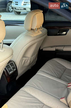 Седан Mercedes-Benz S-Class 2006 в 