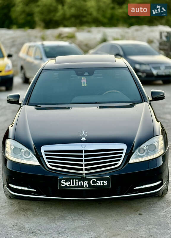 Седан Mercedes-Benz S-Class 2010 в Ровно