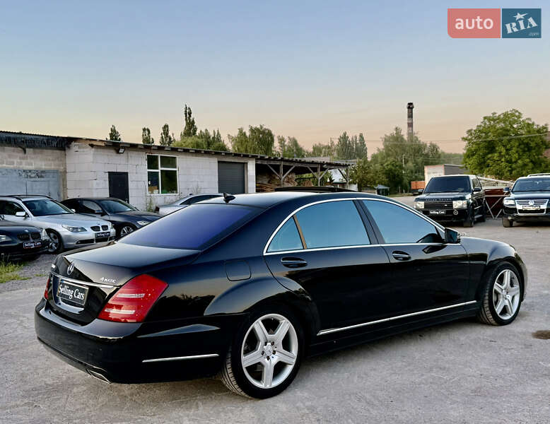 Седан Mercedes-Benz S-Class 2010 в Ровно