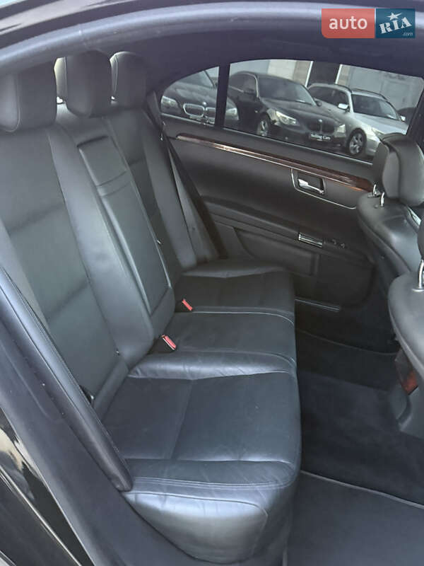 Седан Mercedes-Benz S-Class 2010 в Ровно