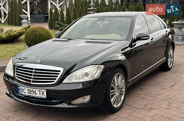 Седан Mercedes-Benz S-Class 2006 в Львові