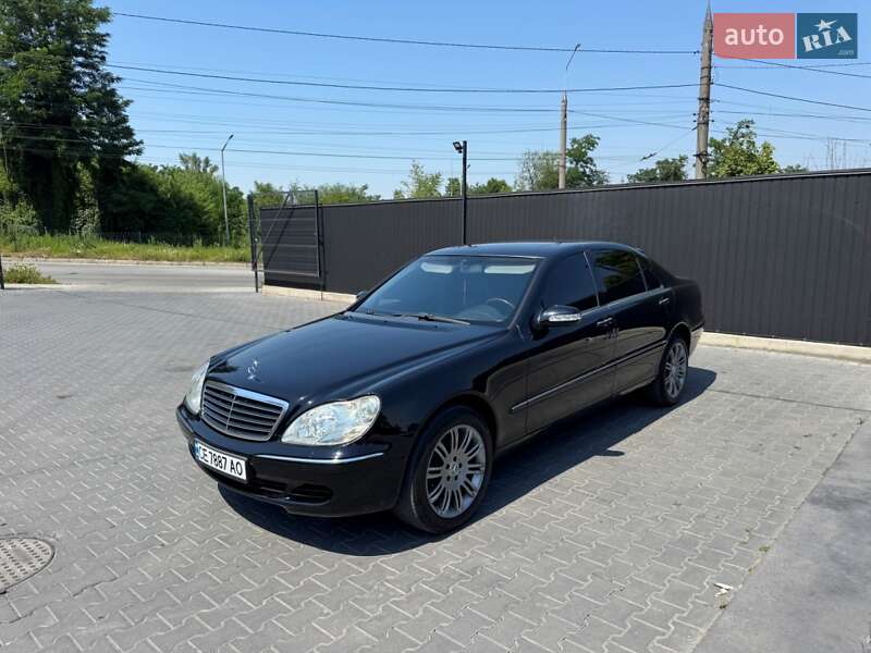 Mercedes-Benz S-Class 2001
