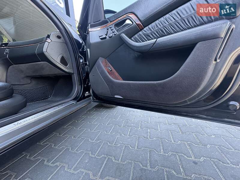 Седан Mercedes-Benz S-Class 2001 в Чернівцях