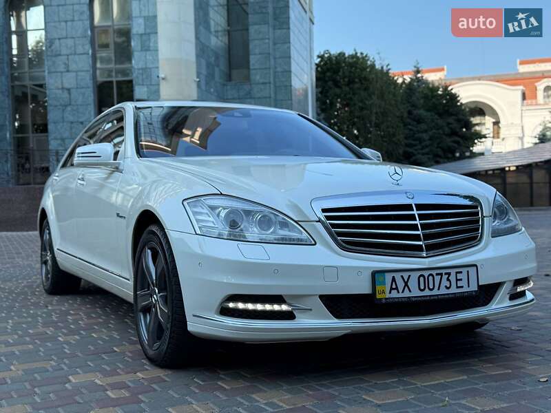 Седан Mercedes-Benz S-Class 2012 в Одессе