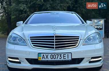 Седан Mercedes-Benz S-Class 2012 в 