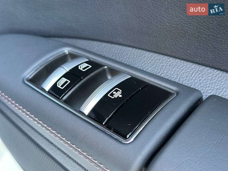 Седан Mercedes-Benz S-Class 2012 в Одессе