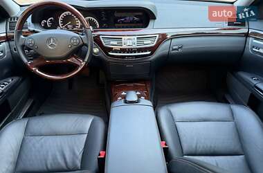 Седан Mercedes-Benz S-Class 2012 в 
