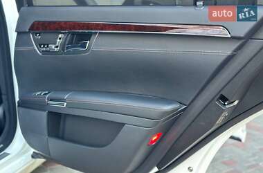 Седан Mercedes-Benz S-Class 2012 в 