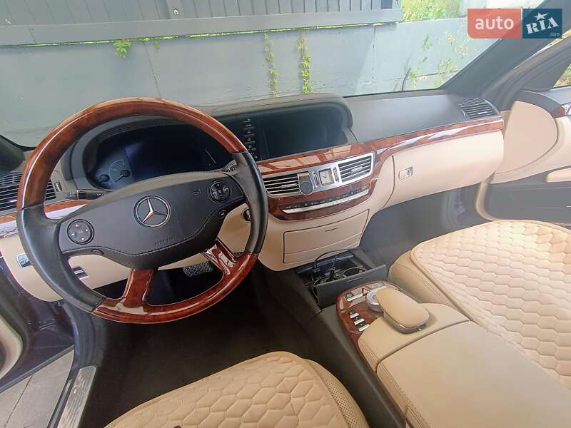 Седан Mercedes-Benz S-Class 2006 в Києві