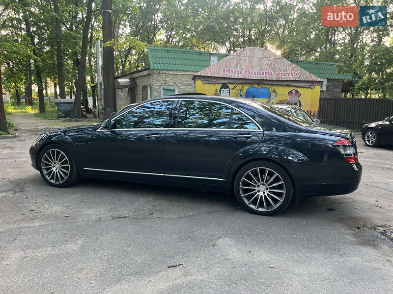 Седан Mercedes-Benz S-Class 2005 в Полтаве