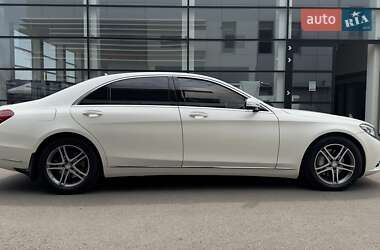 Седан Mercedes-Benz S-Class 2015 в 