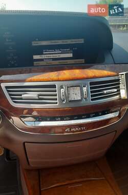 Седан Mercedes-Benz S-Class 2012 в 