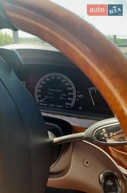 Седан Mercedes-Benz S-Class 2012 в 