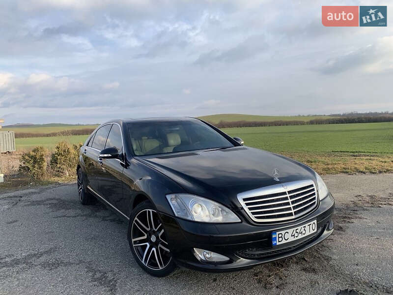 Седан Mercedes-Benz S-Class 2006 в Львове