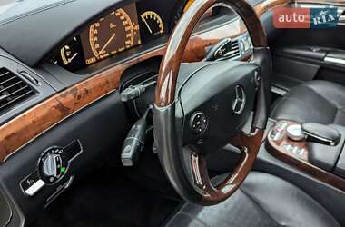 Седан Mercedes-Benz S-Class 2009 в 