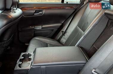 Седан Mercedes-Benz S-Class 2009 в 